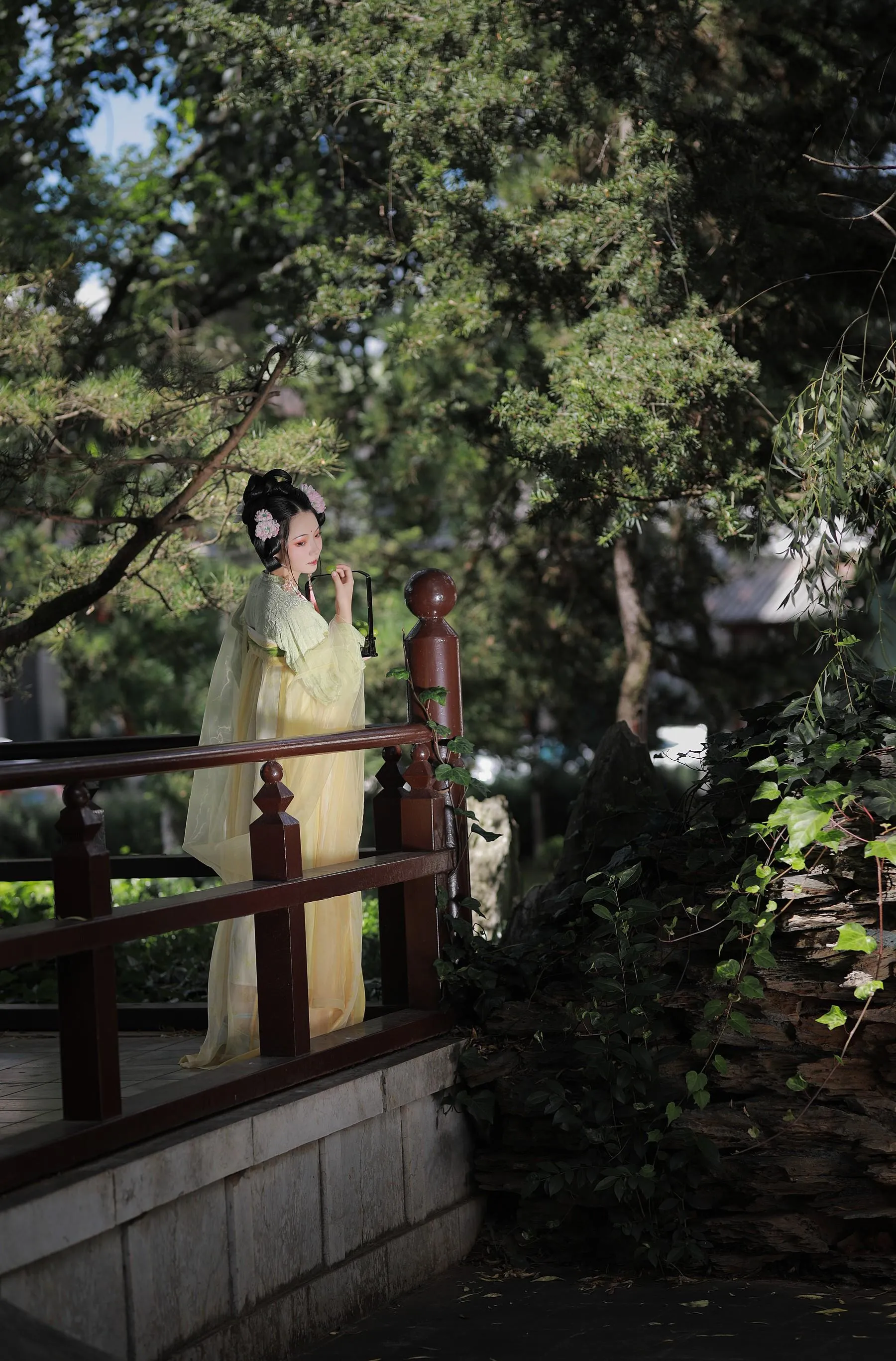 [YITUYU艺图语]2022.09.08 若无闲事挂心头 落花人独立 [33P]插图3